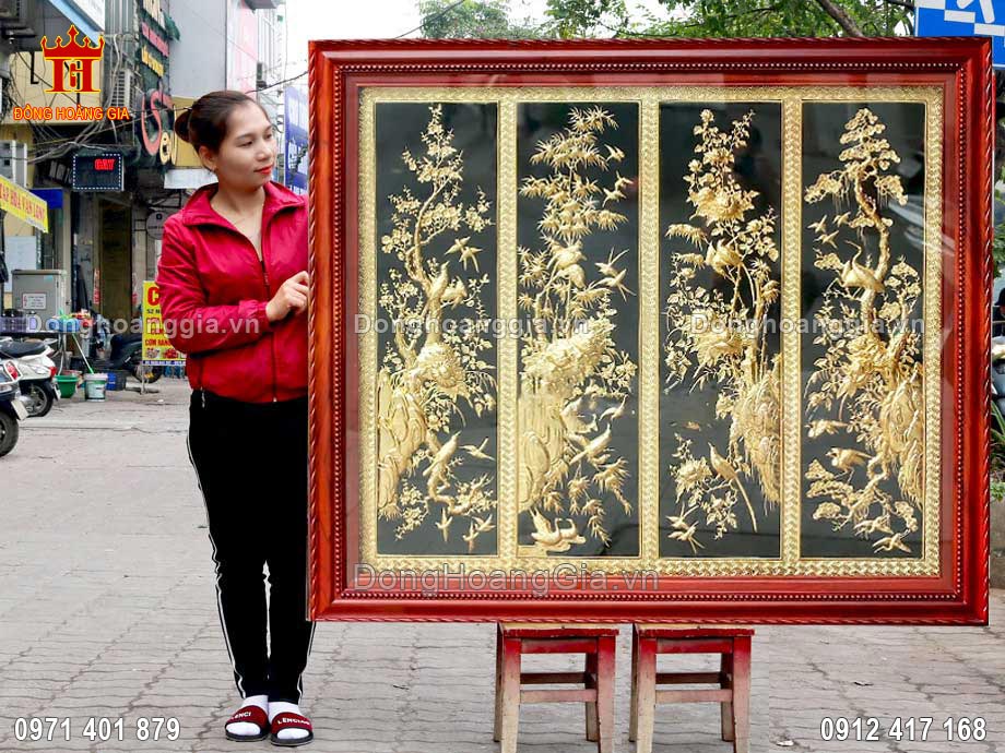 Bức tranh tứ quý tùng cúc trúc mai bằng đồng là dòng tranh đồng được nhiều người yêu thích